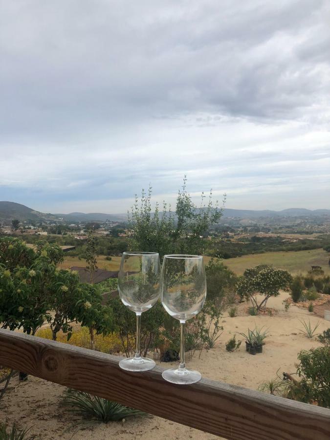 Chalet Nativo - Fabulous Terrace & Vineyard บาเย เด กัวลาลูเป ภายนอก รูปภาพ