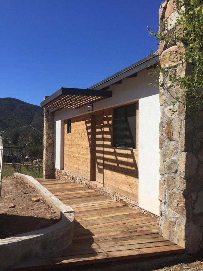 Chalet Nativo - Fabulous Terrace & Vineyard บาเย เด กัวลาลูเป ภายนอก รูปภาพ